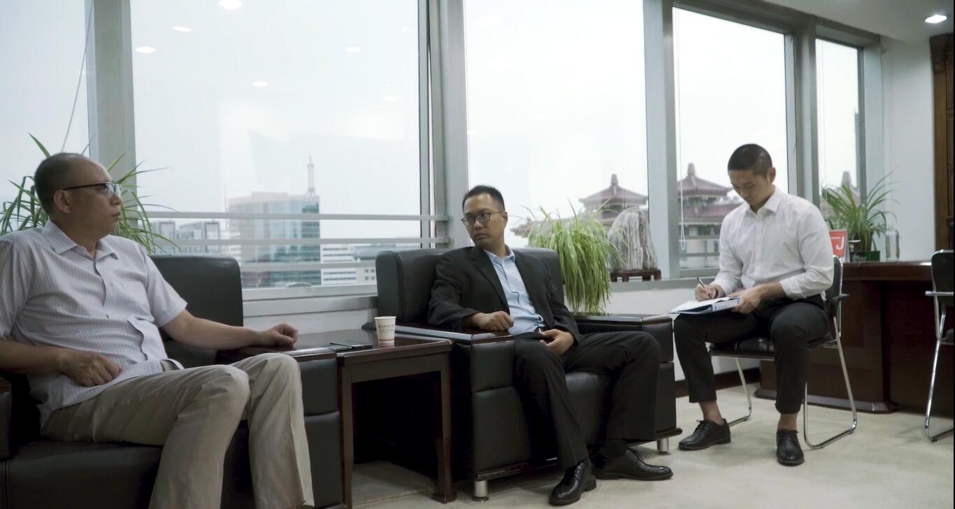 北京亮星辰文化傳播有限責(zé)任公司正式聘請 浩云律師團(tuán)隊(duì)作為企業(yè)法律顧問